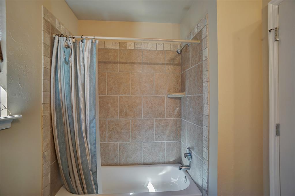 11920 Nw 136th Terrace Property Photo 23