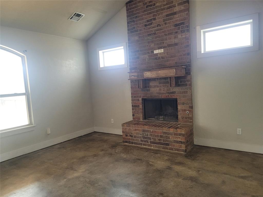 11424 Nw 109th Street Property Photo 2