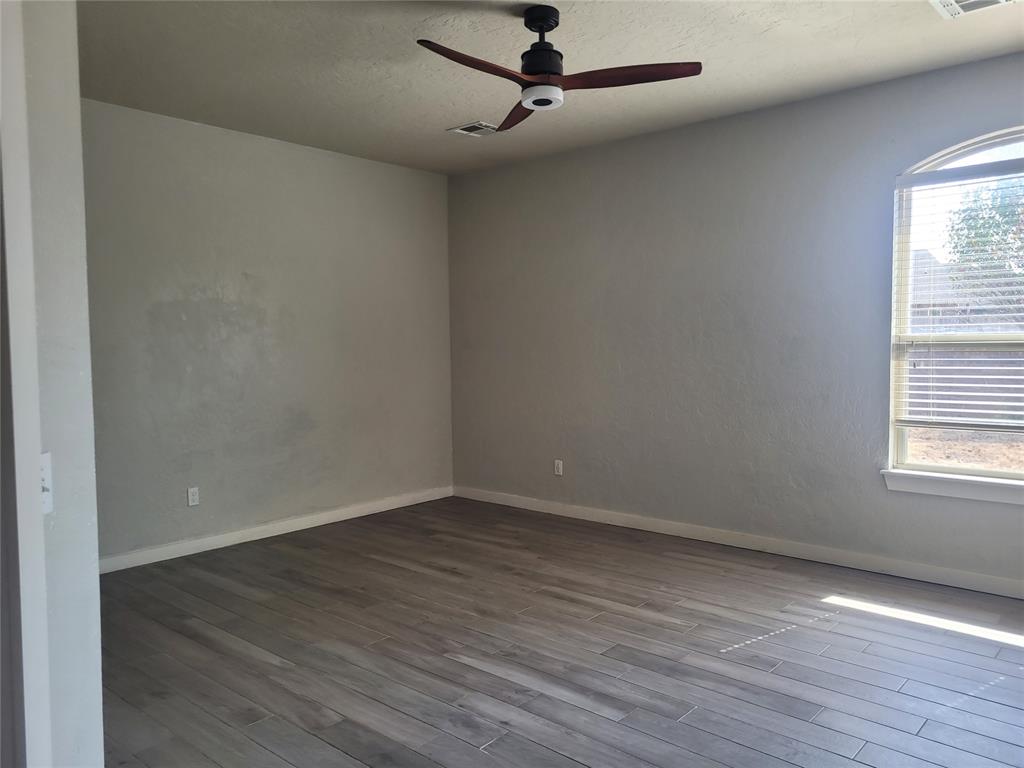 11424 Nw 109th Street Property Photo 6