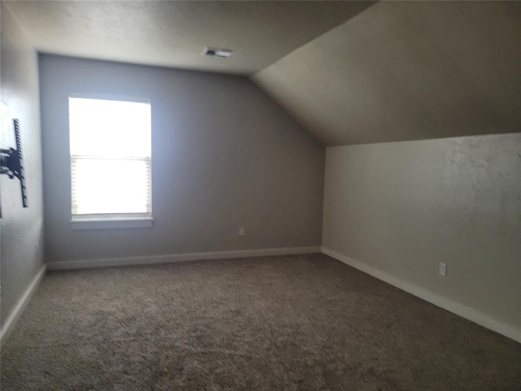 11424 Nw 109th Street Property Photo 9