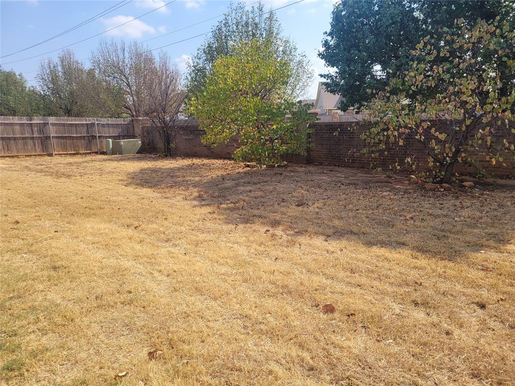 11424 Nw 109th Street Property Photo 14