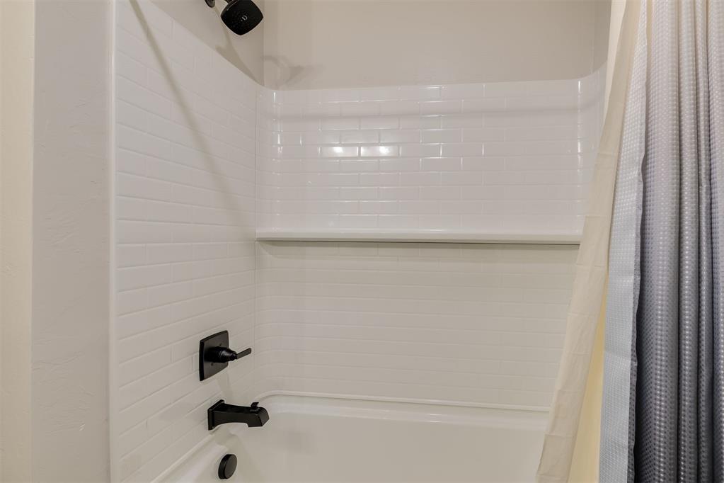 2501 Nw 179th Street Property Photo 26