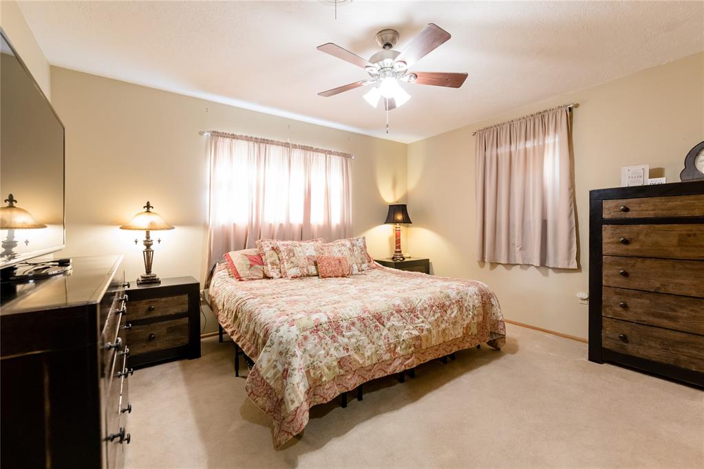 903 S Cearlock Avenue Property Photo 11