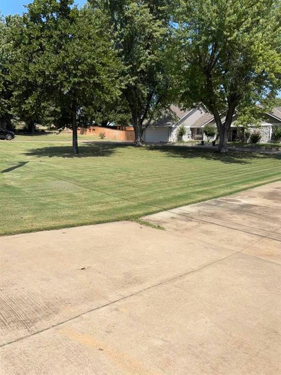 1611 E Coffee Creek Road Property Photo 2
