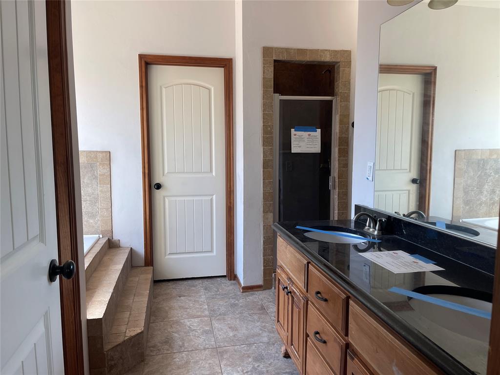 14717 S Broadway Avenue Property Photo 13