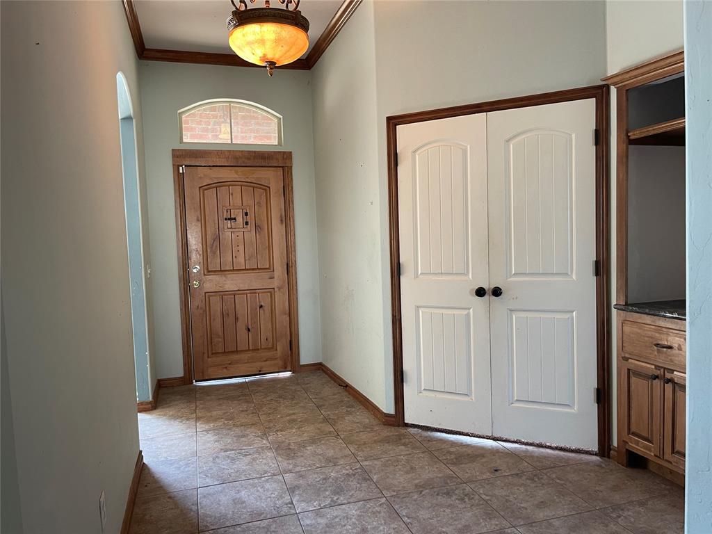 14717 S Broadway Avenue Property Photo 21