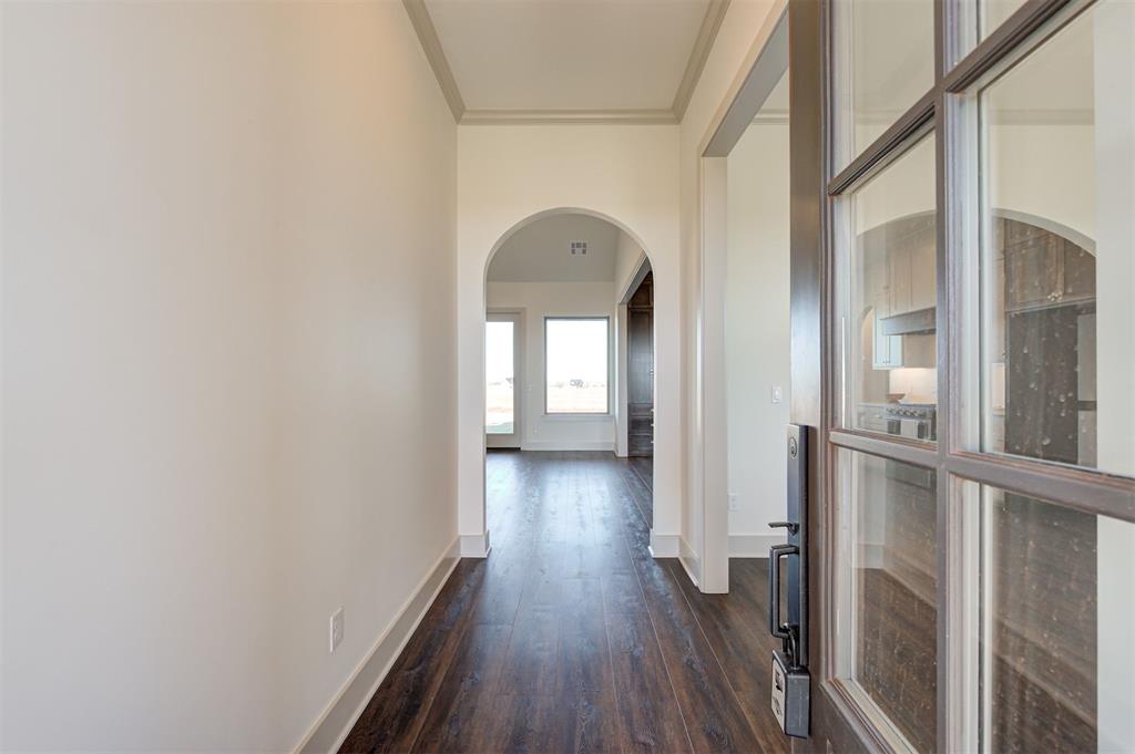 5721 Red Valley Drive Property Photo 4