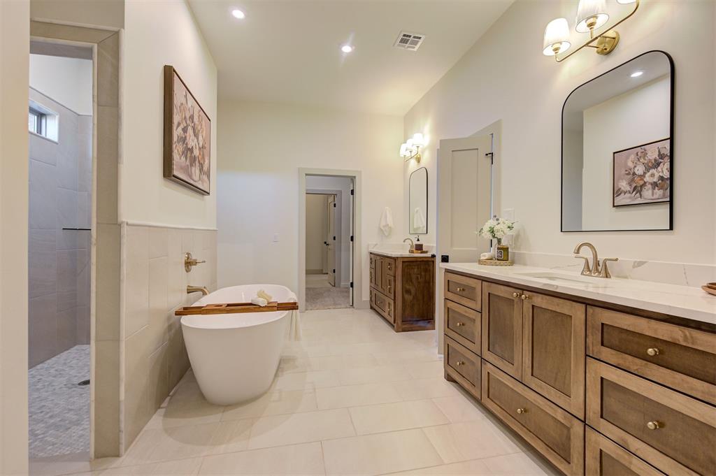5721 Red Valley Drive Property Photo 24