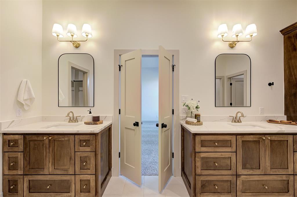 5721 Red Valley Drive Property Photo 25