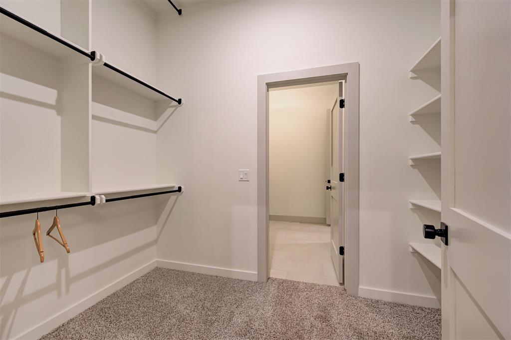5721 Red Valley Drive Property Photo 28