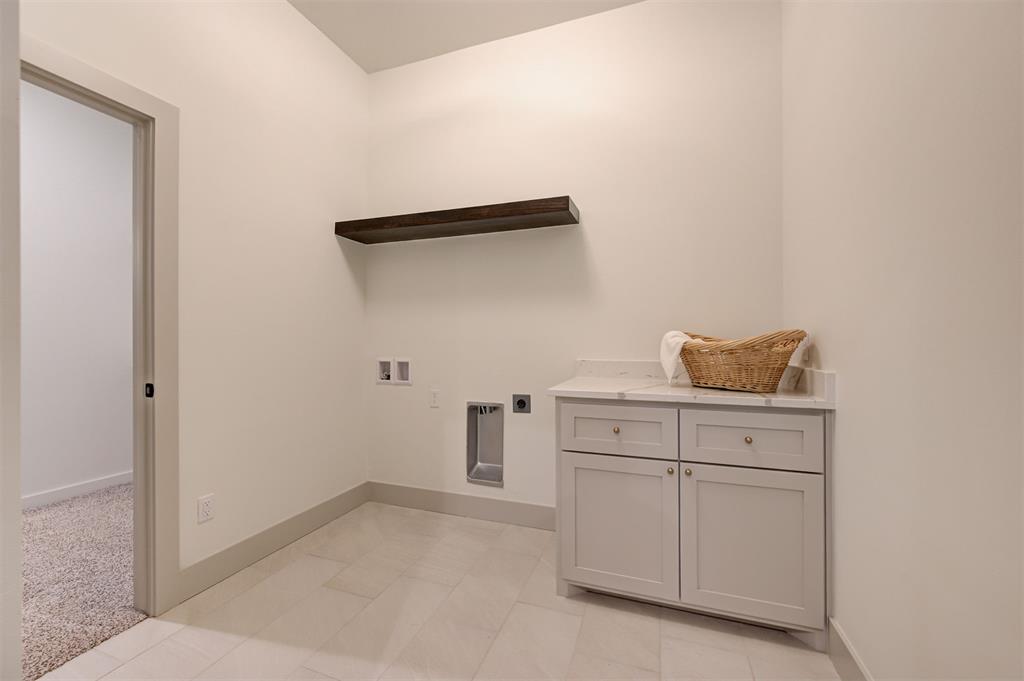 5721 Red Valley Drive Property Photo 29
