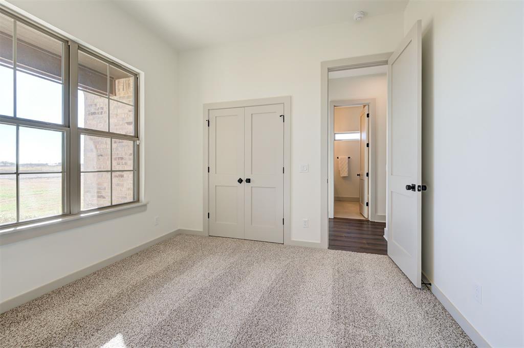 5721 Red Valley Drive Property Photo 33