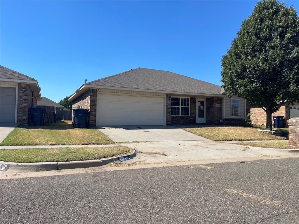 8033 Erryn Lane Property Photo 1