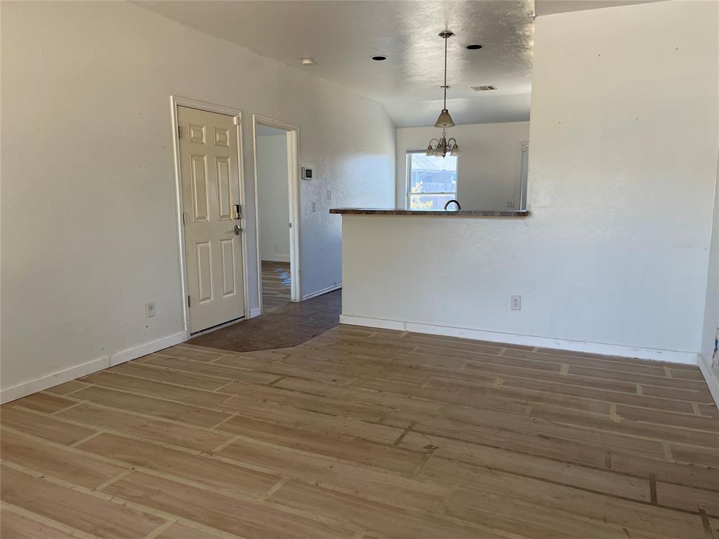 8033 Erryn Lane Property Photo 4