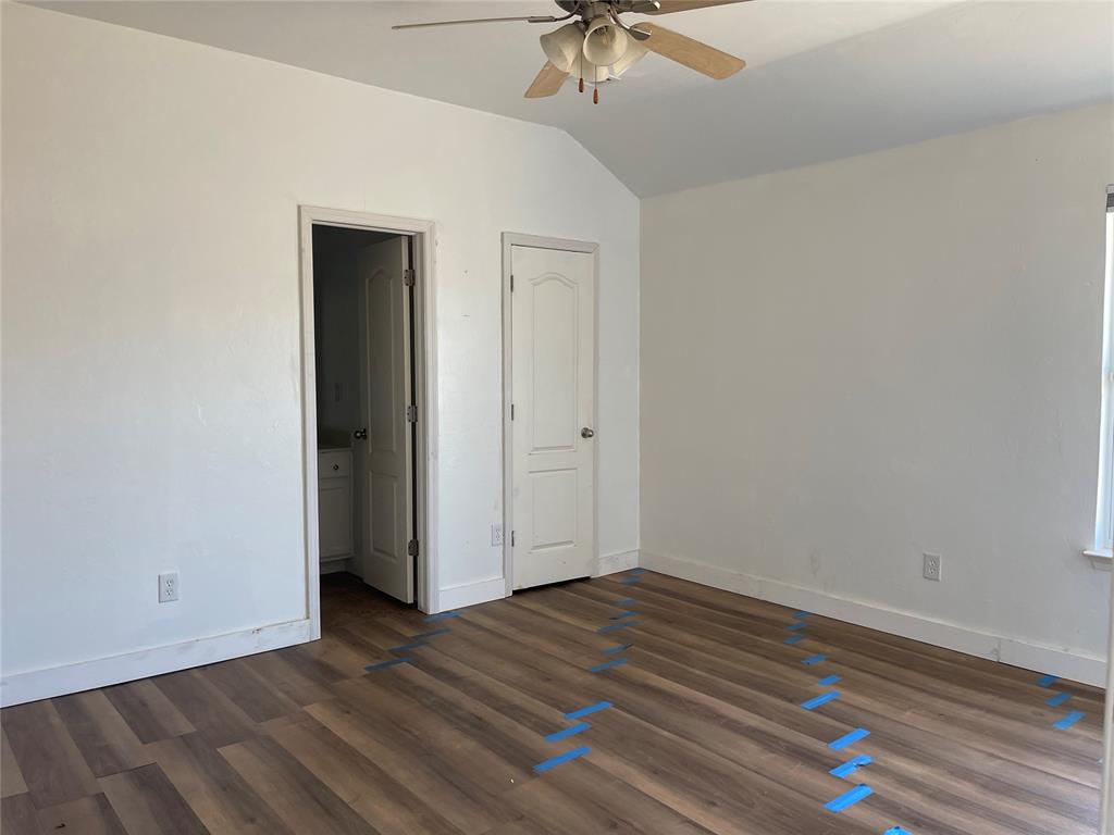 8033 Erryn Lane Property Photo 7