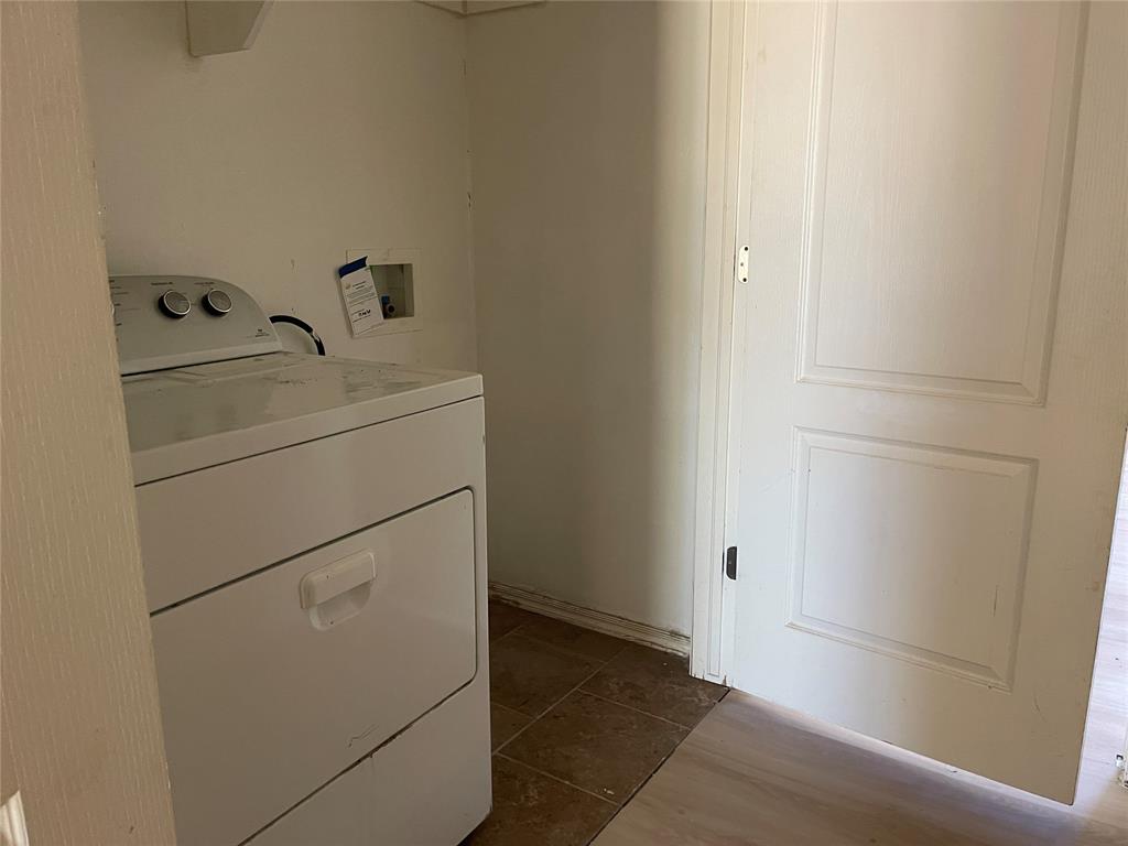 8033 Erryn Lane Property Photo 11