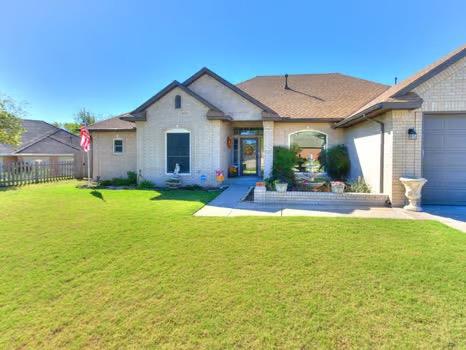 12608 Chisholm Spur Property Photo 3