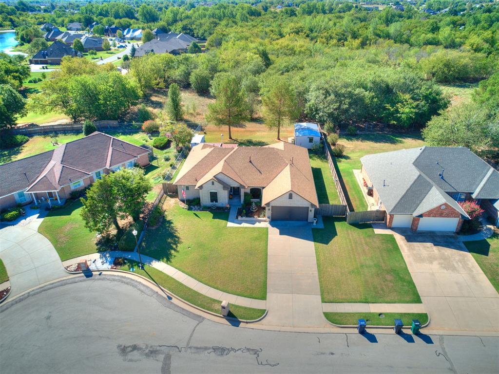 12608 Chisholm Spur Property Photo 4