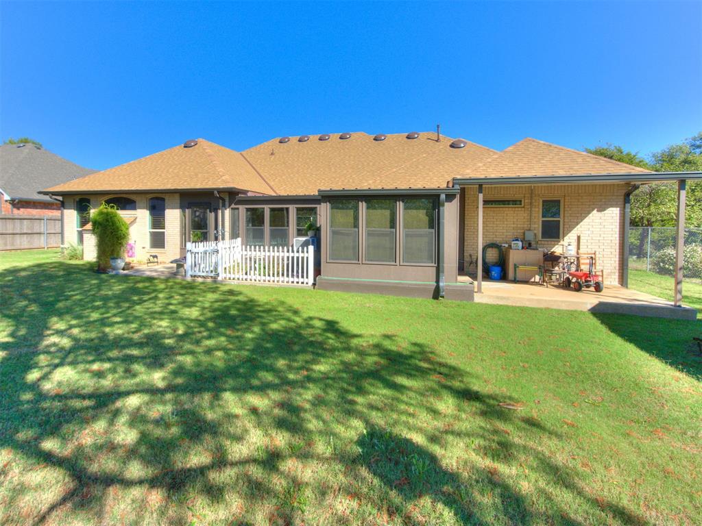 12608 Chisholm Spur Property Photo 6