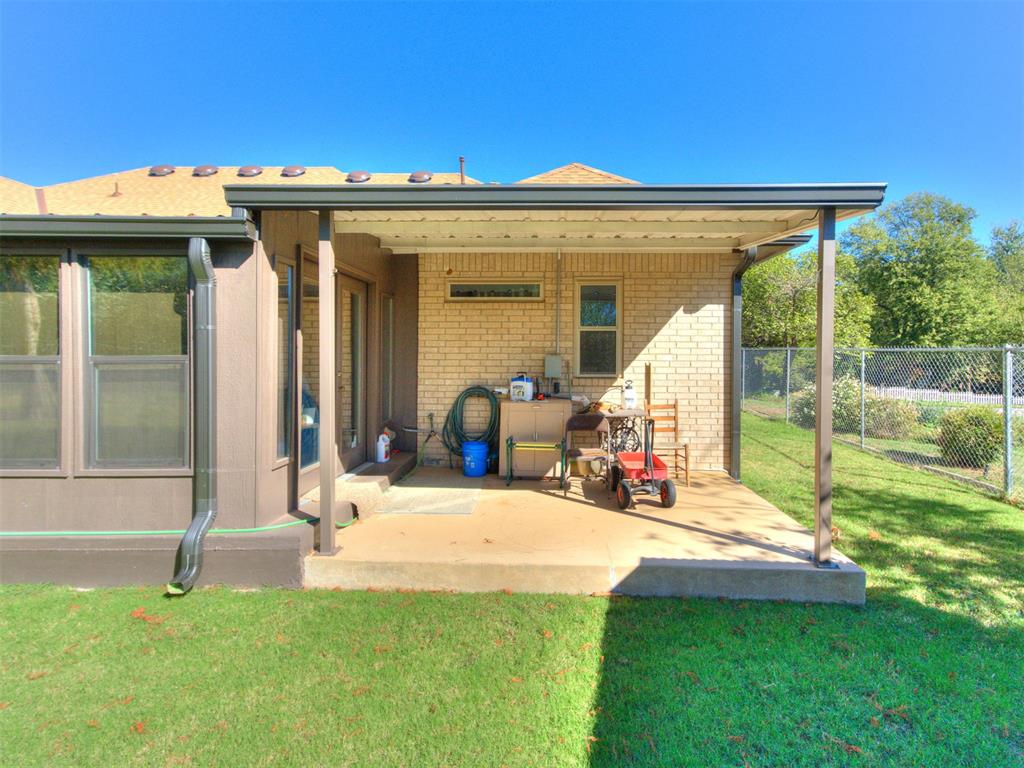 12608 Chisholm Spur Property Photo 7