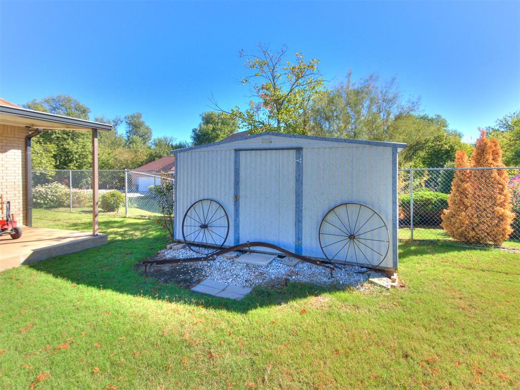 12608 Chisholm Spur Property Photo 8