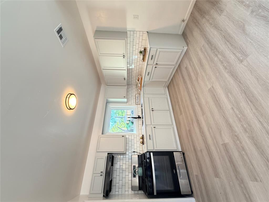 722 Sw 32nd Street Property Photo 9