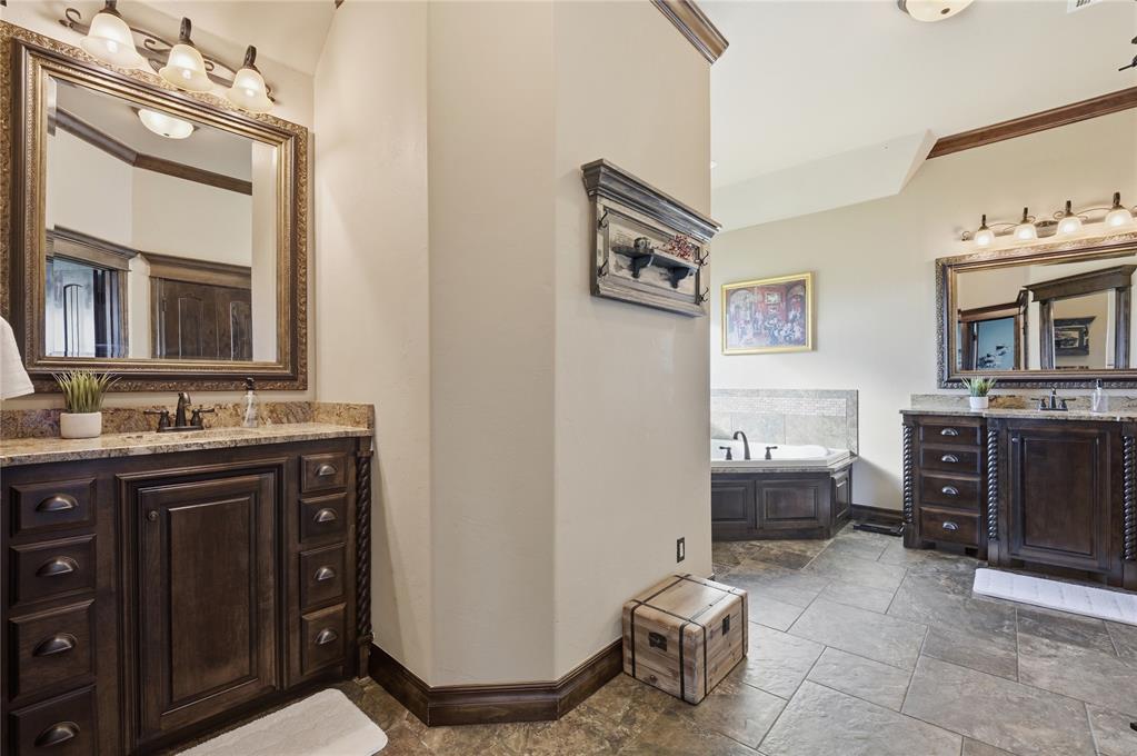 2900 Fontaine Place Property Photo 27