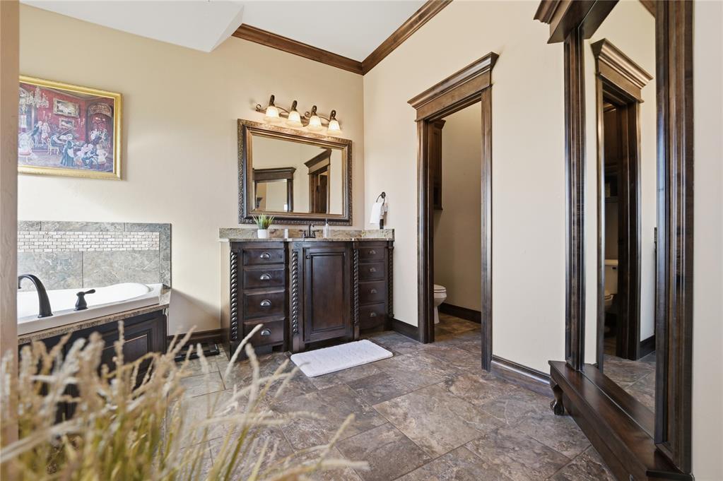 2900 Fontaine Place Property Photo 29
