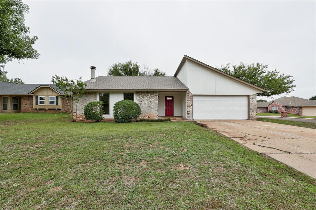 2712 Clover Glen Drive Property Photo 2