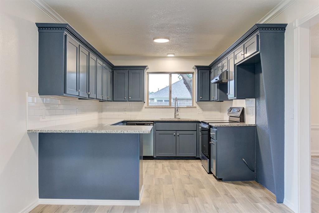2712 Clover Glen Drive Property Photo 17
