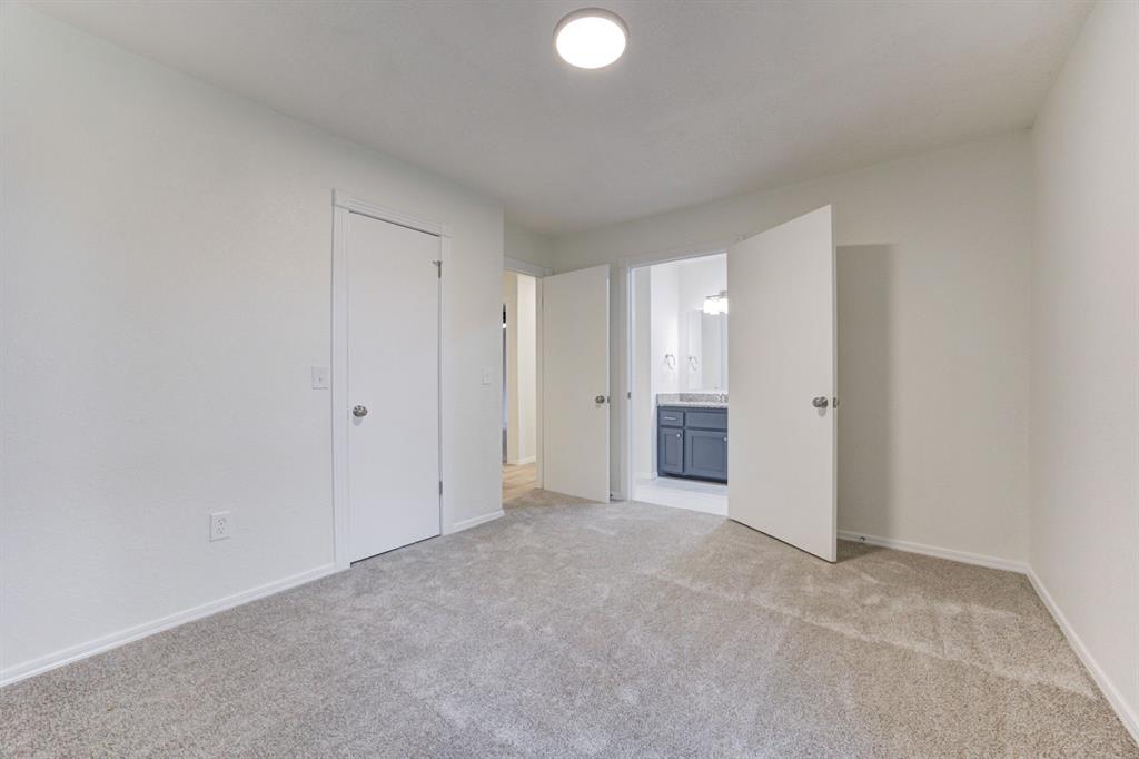 2712 Clover Glen Drive Property Photo 37
