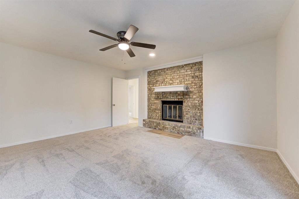 2712 Clover Glen Drive Property Photo 39