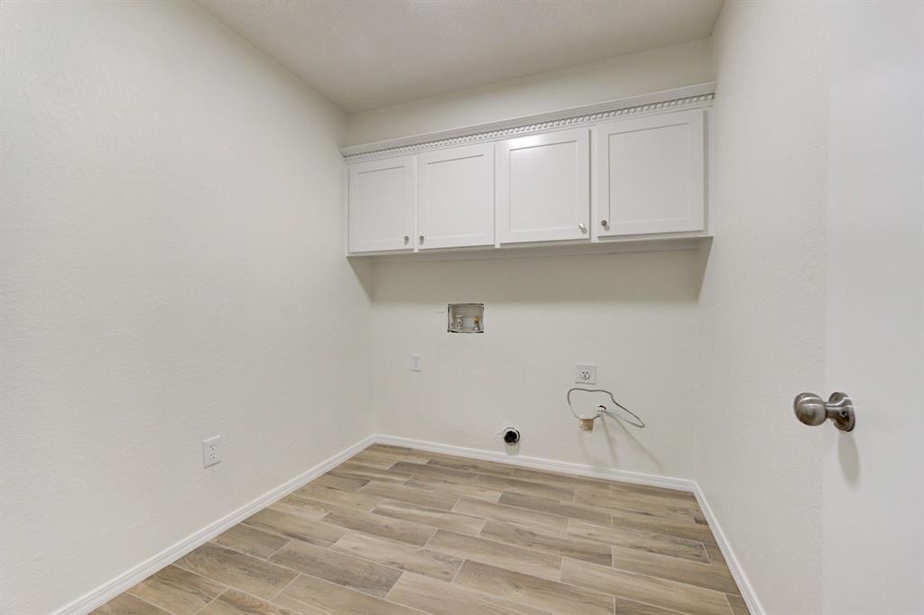 2712 Clover Glen Drive Property Photo 40