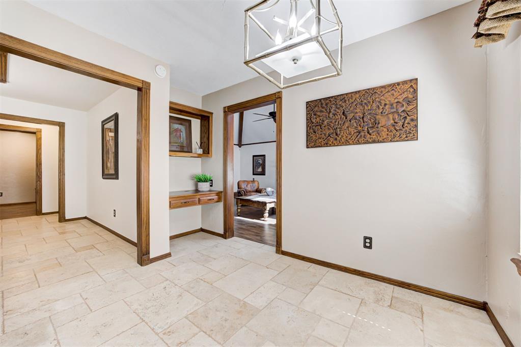 12208 Cantle Road Property Photo 13