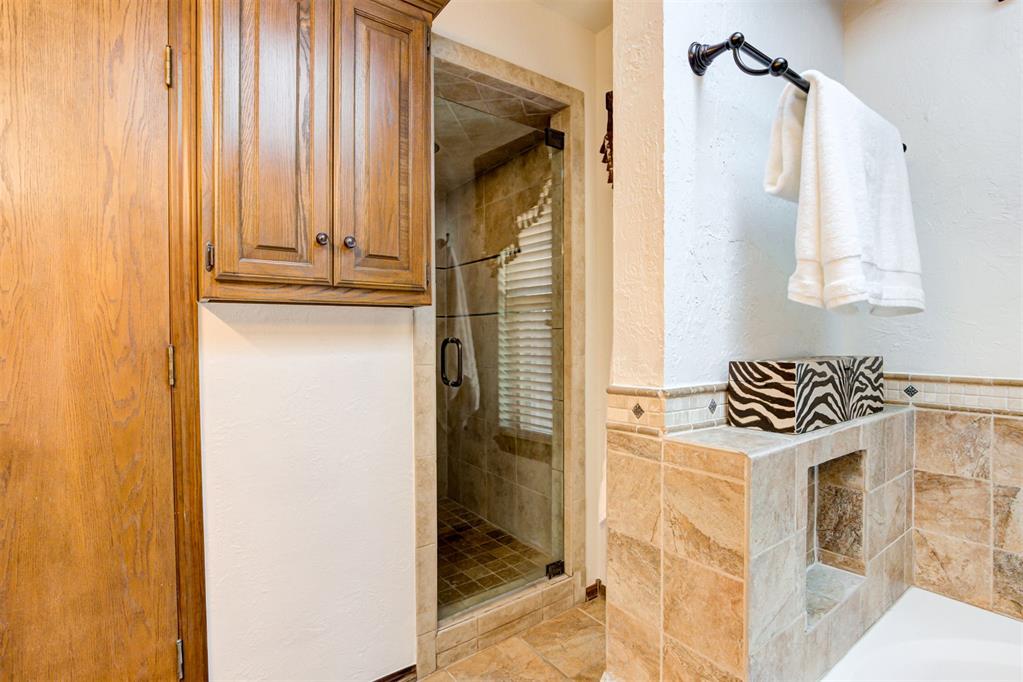 12208 Cantle Road Property Photo 29