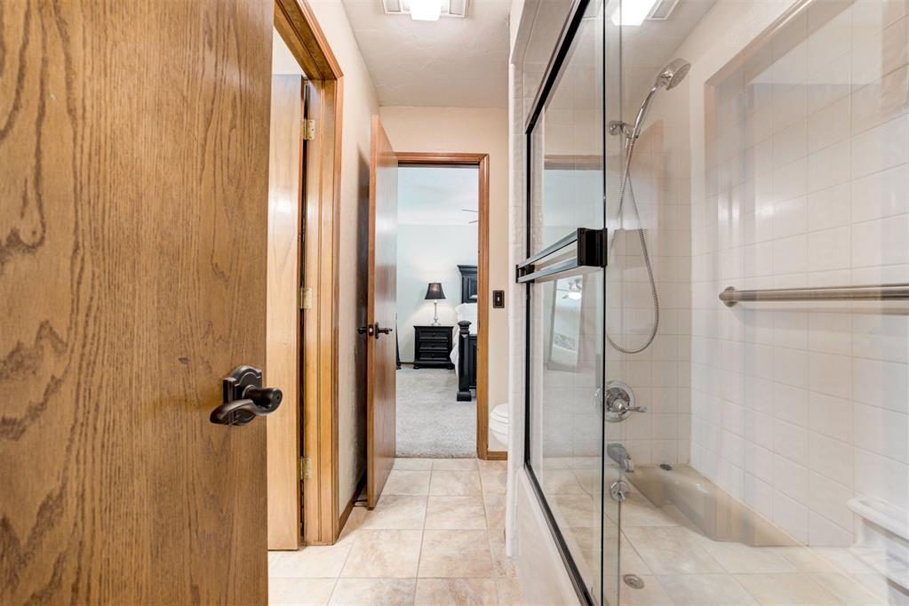 12208 Cantle Road Property Photo 34