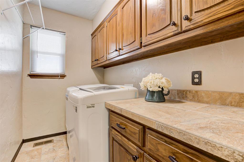 12208 Cantle Road Property Photo 39