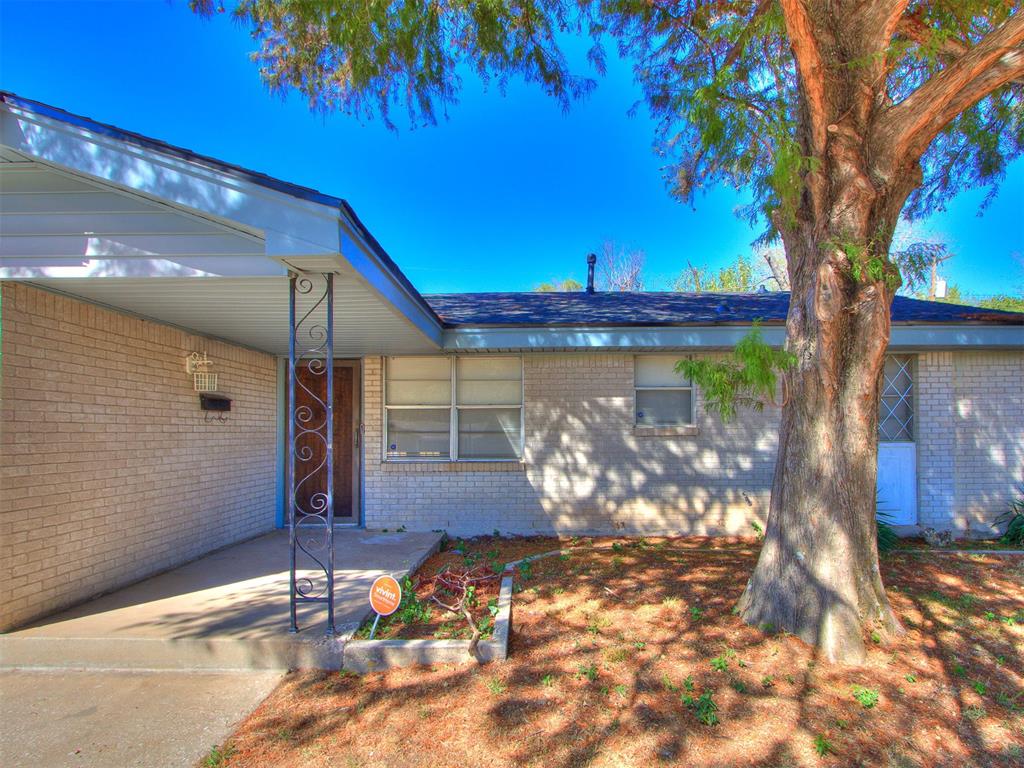 1305 Juniper Circle Property Photo 4