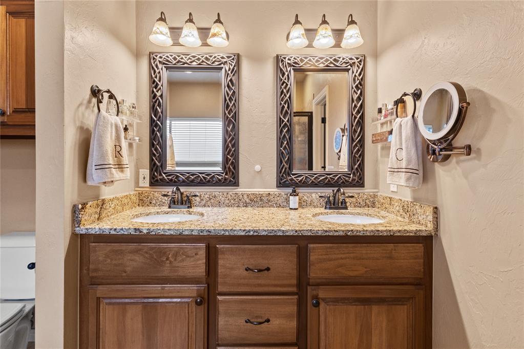 2306 Woodland Way Property Photo 24