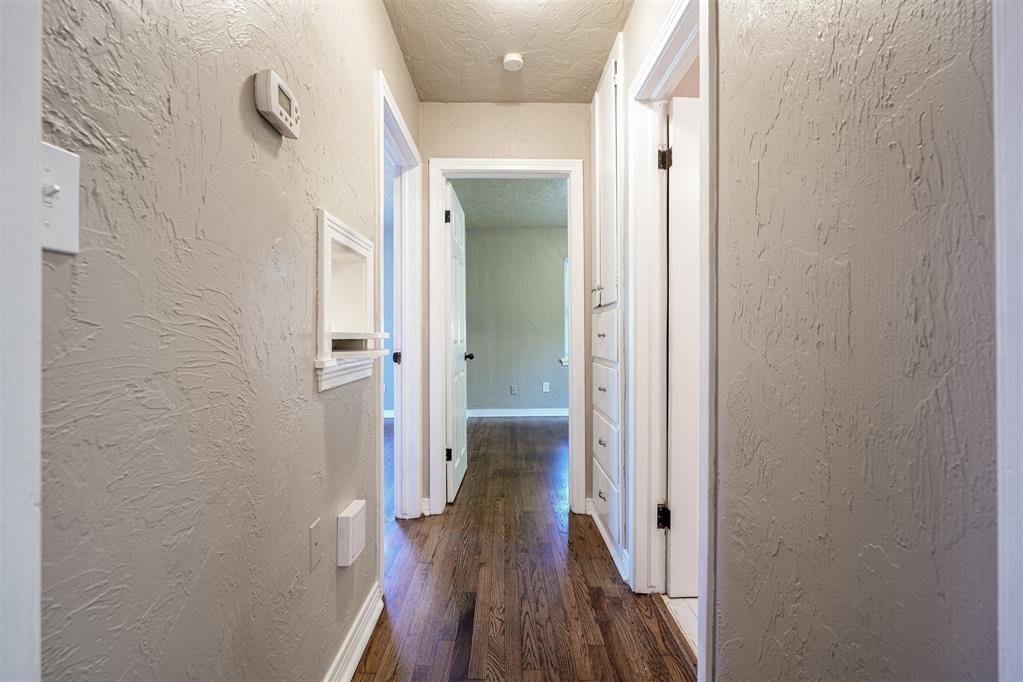1824 Andover Court Property Photo 10