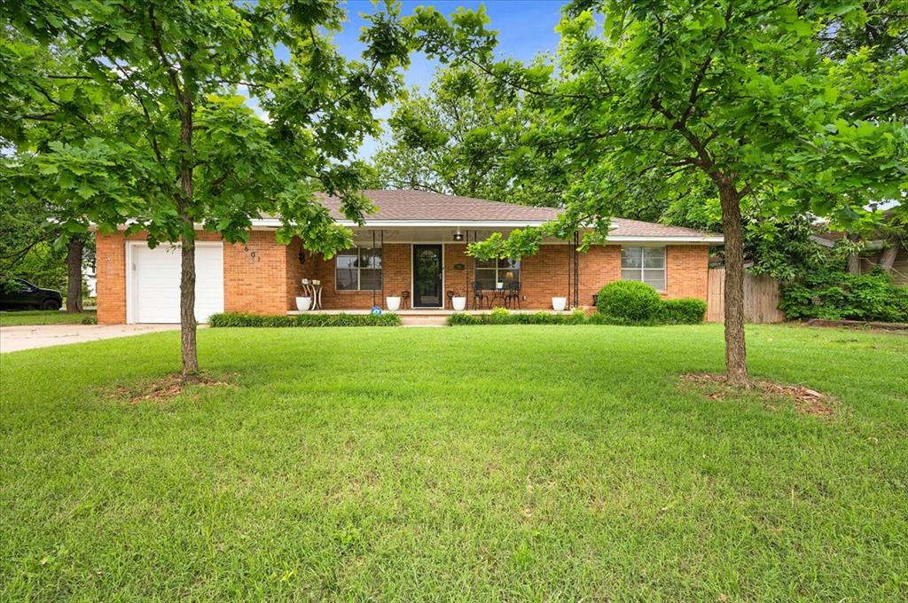 601 S Findlay Avenue Property Photo 1