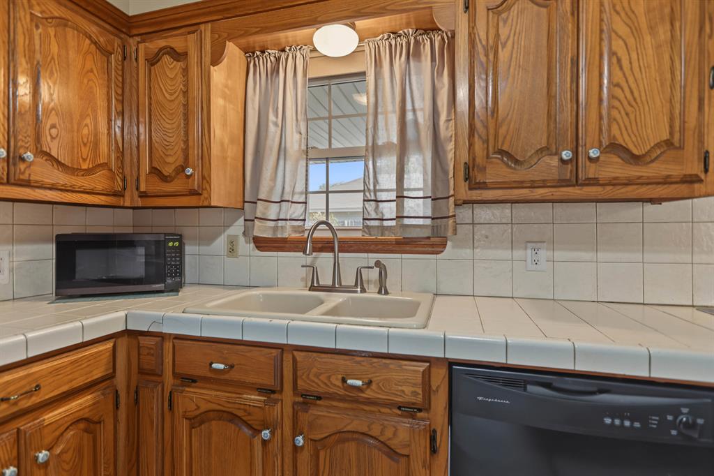 2524 Sw 66th Street Property Photo 15
