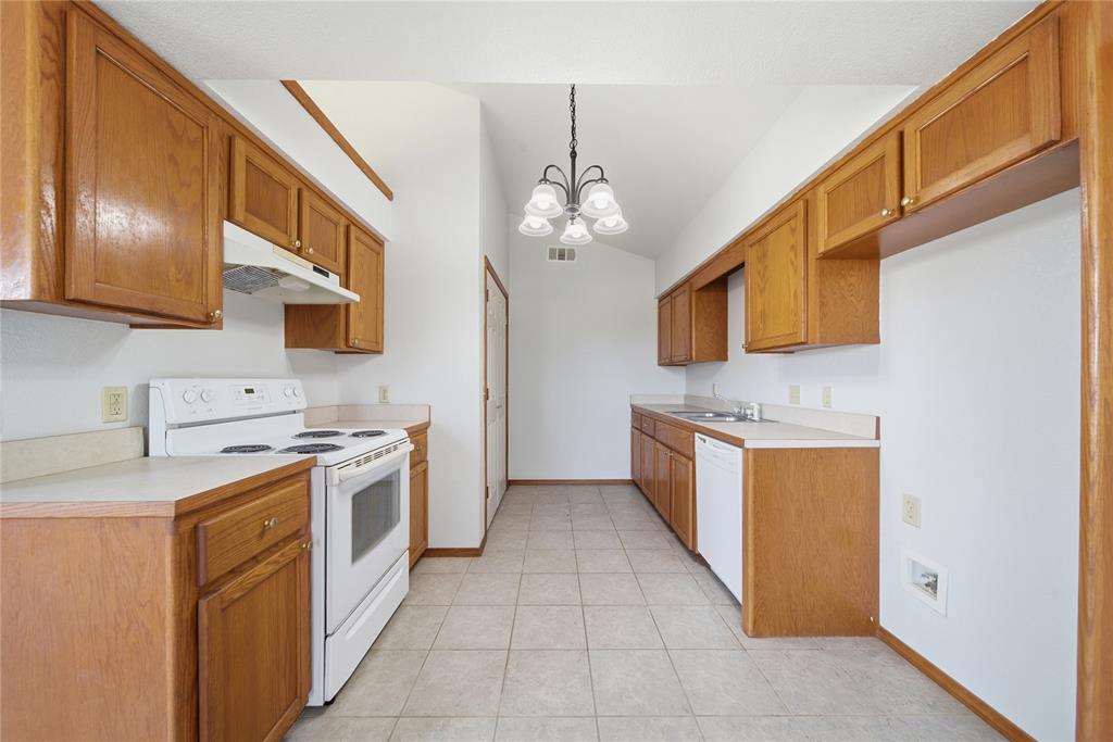 511 W Cemetery Road Property Photo 10