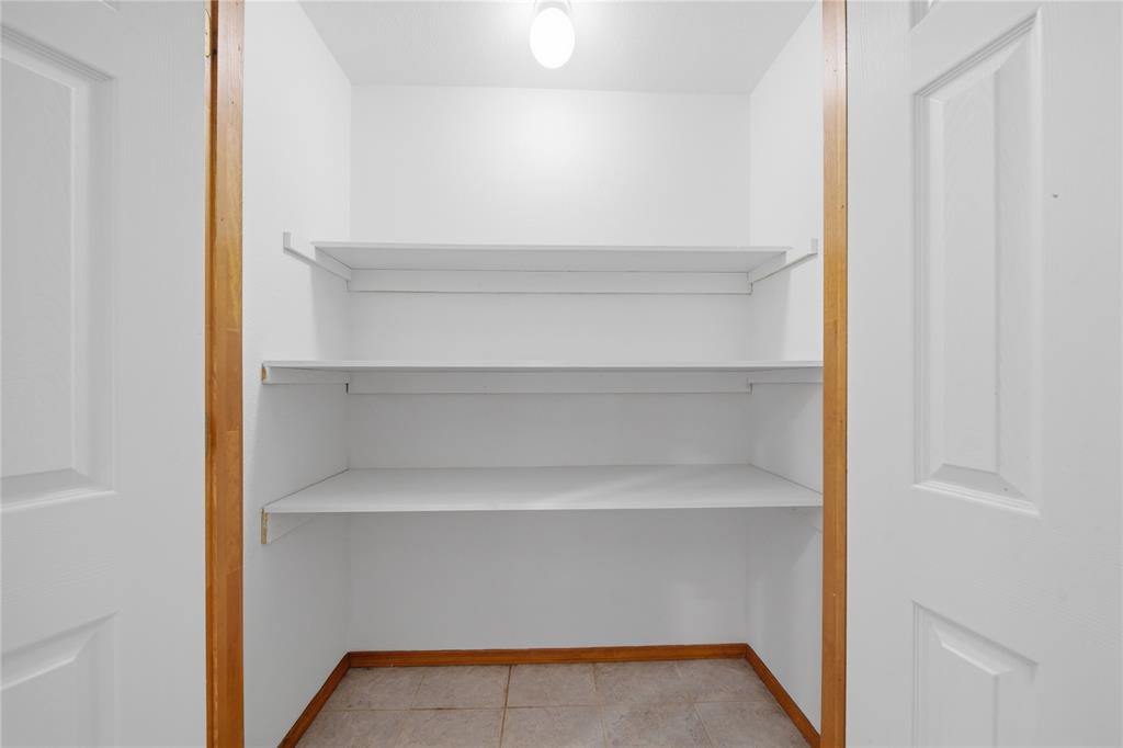 511 W Cemetery Road Property Photo 12