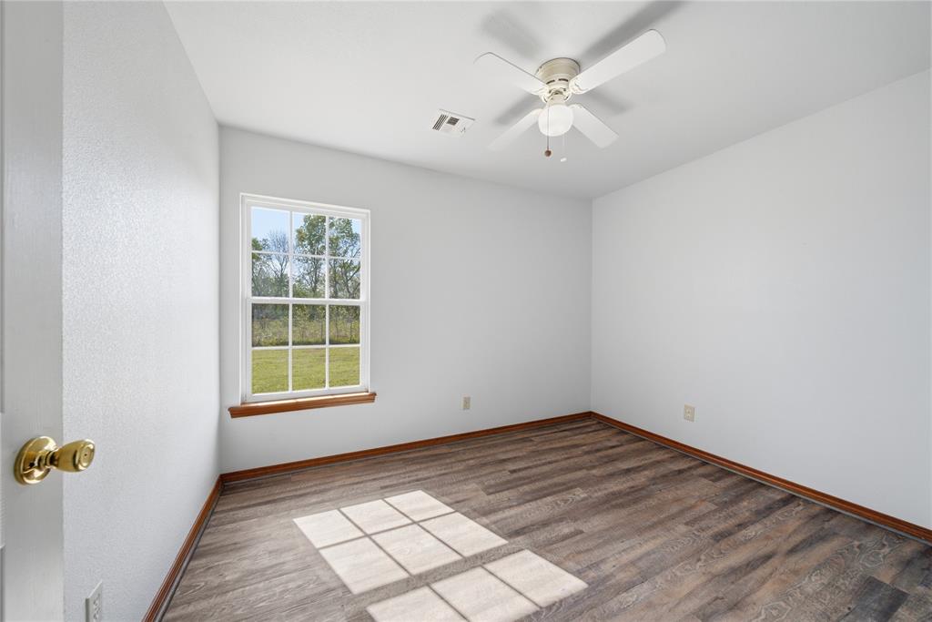511 W Cemetery Road Property Photo 22