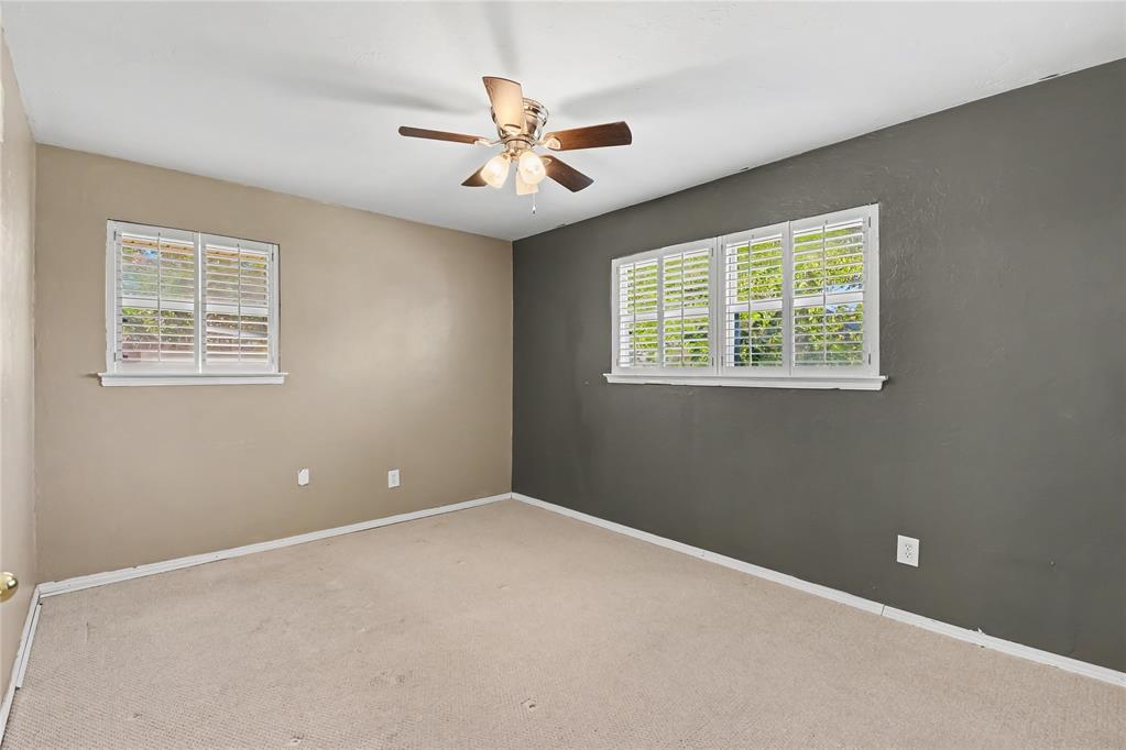 5001 N Vermont Avenue Property Photo 14