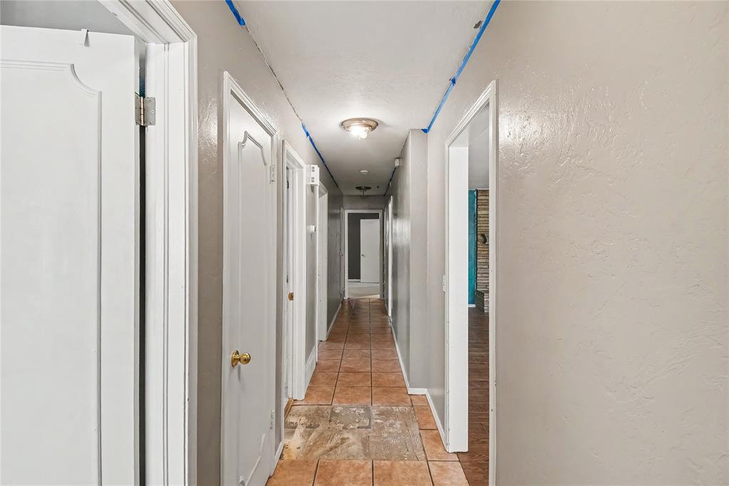 5001 N Vermont Avenue Property Photo 24