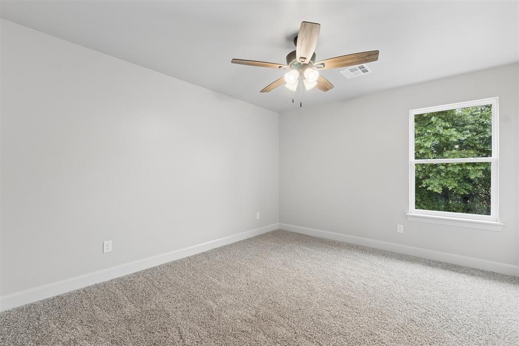 2132 Santa Monica Street Property Photo 12