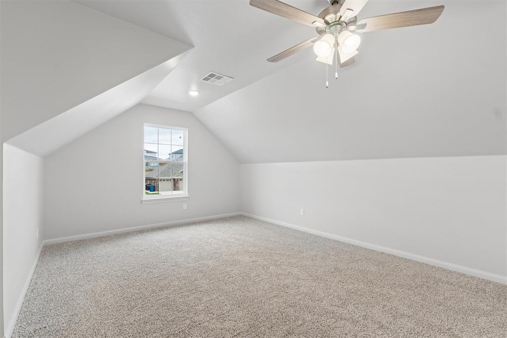 2132 Santa Monica Street Property Photo 15