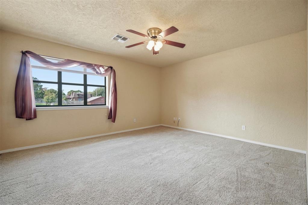 1011 Mockingbird Lane Property Photo 33